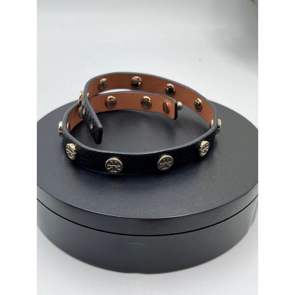 Tory Burch Designer Double Wrap Black Leather Gold Logo T Snap Bracelet - Picture 7 of 8